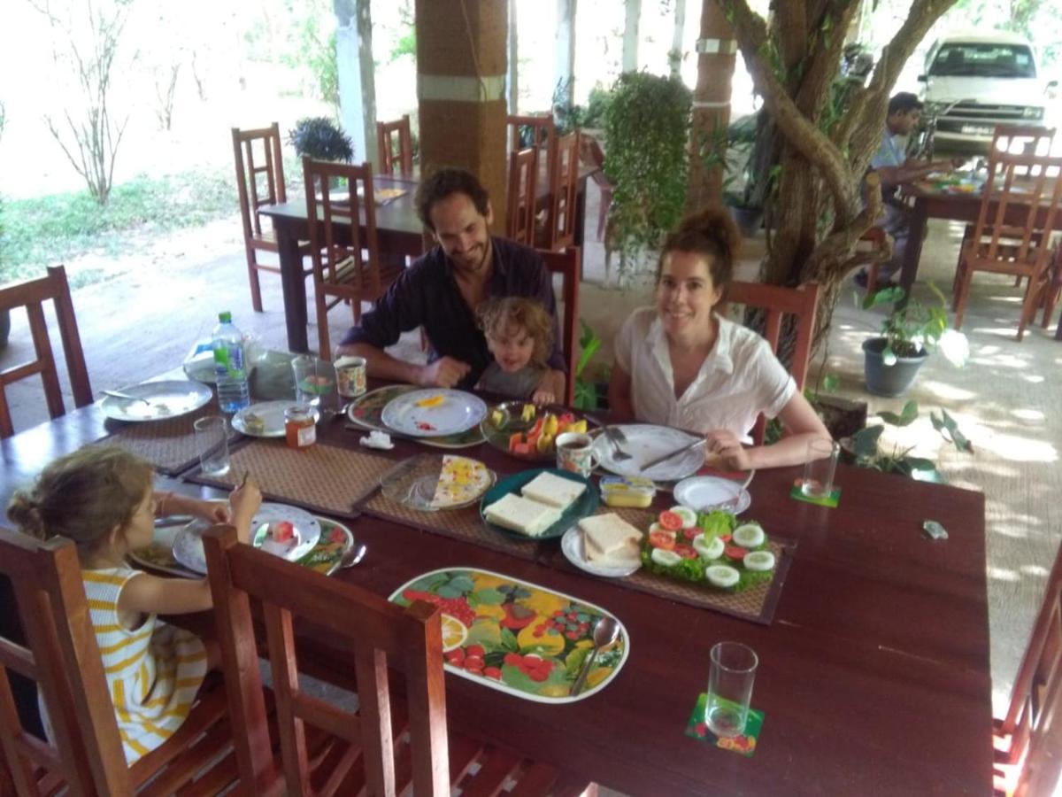 Lavish Eco Jungle Hotel Tissamaharama Luaran gambar