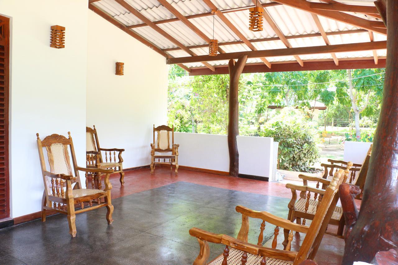 Lavish Eco Jungle Hotel Tissamaharama Luaran gambar