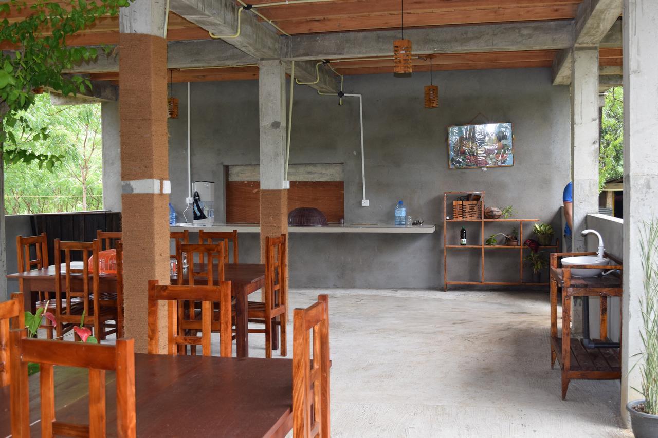 Lavish Eco Jungle Hotel Tissamaharama Luaran gambar