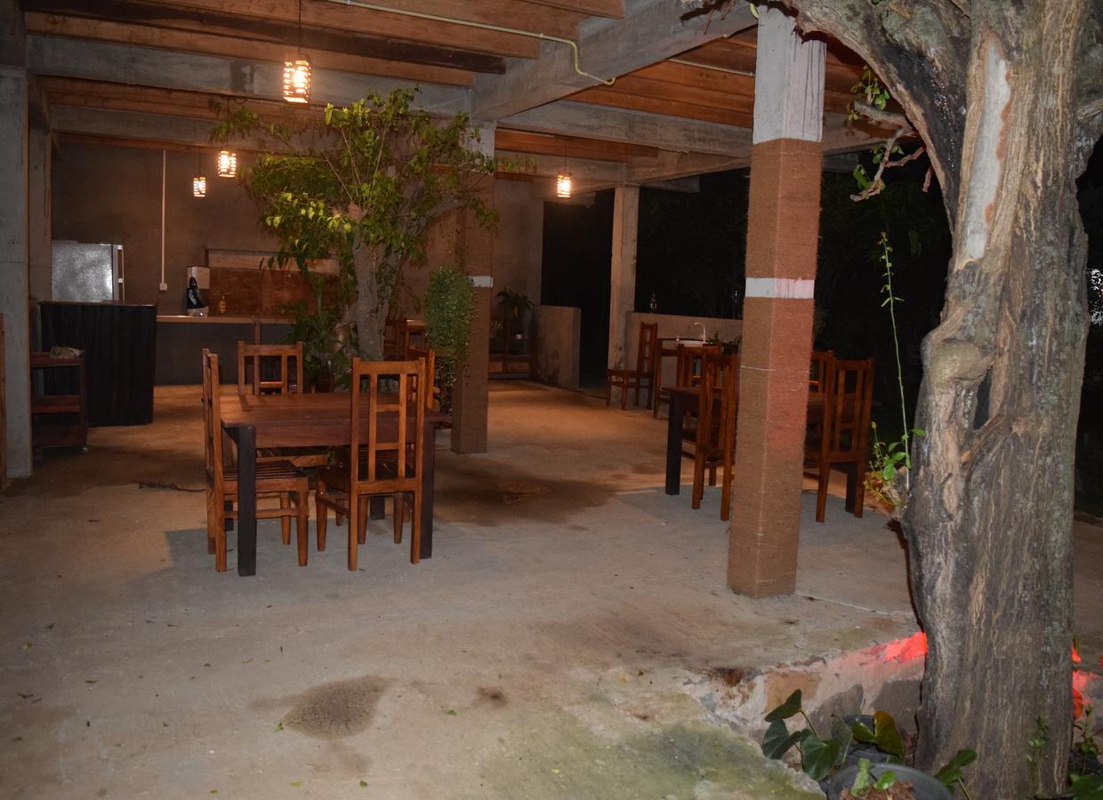 Lavish Eco Jungle Hotel Tissamaharama Luaran gambar